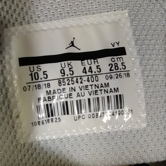 Air Jordan 1 High  it's an old colorway I think it's called m.nightnavy,red,sail - Picture 5 of 14